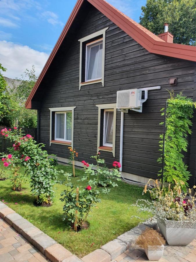 Anas Namas Apartment Zagare Luaran gambar